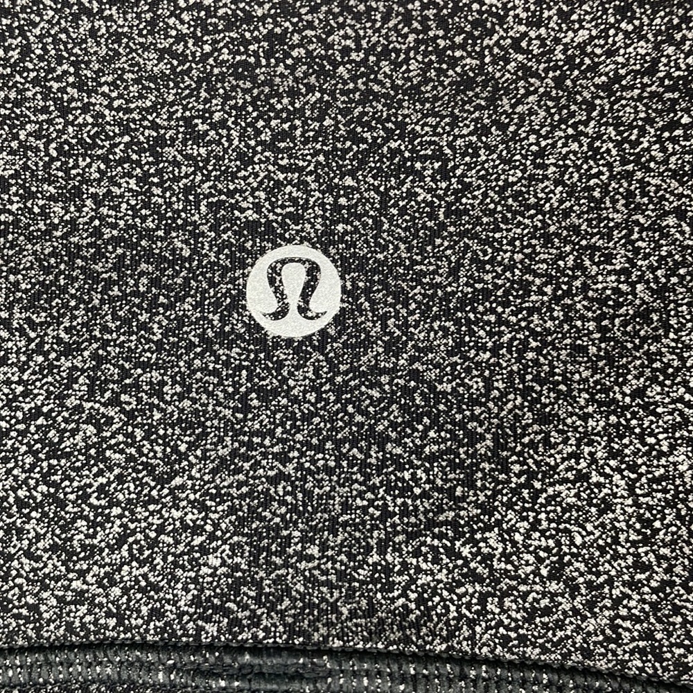 Lululemon Black w/Silver Flecks High Waist Leggings w/Drawcord & Pocket - Size 4 - Picture 7 of 10